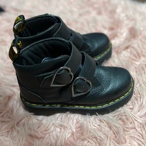 Heart buckle goth emo doc martens almost brand new worn twice gently